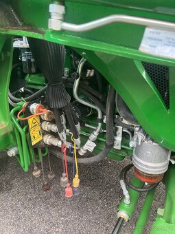 John Deere 4052R - 7