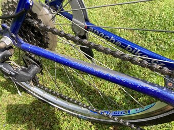 Trekové kolo Apache 28" - 7