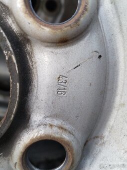 Prodám plechové disky VW Transporter - 7