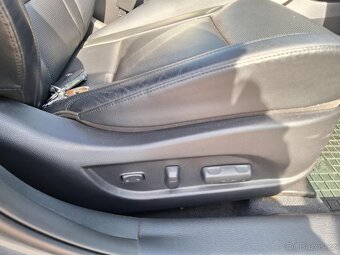hyundai i40 premium lux - 7