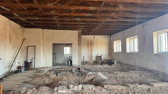 INVESTIČNÍ PŘÍLEŽITOST – PRODEJ 2. PATRA RD VE VITINĚVSI - 7