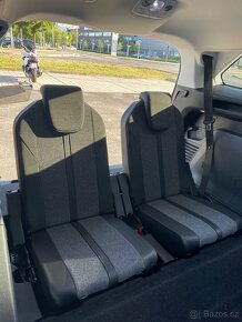 Peugeot 5008 - 7