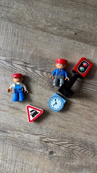 Lego Duplo vlak - 7
