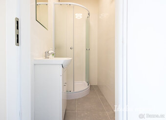 Pronájem bytu 1+kk, Narcisová, Záběhlice, 14900 Kč/měs, 24 m - 7