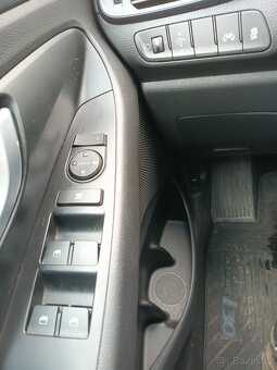 Hyundai i30 kombi 1.4 TGDI - 7