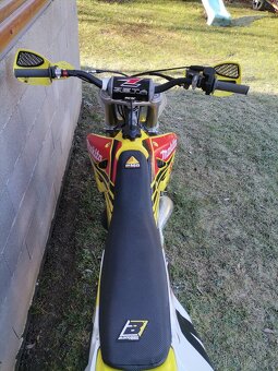 Suzuki Rm 250 - 7