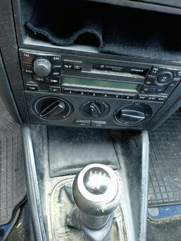 Vw Golf IV 1,9 TDI 66 kw - 7