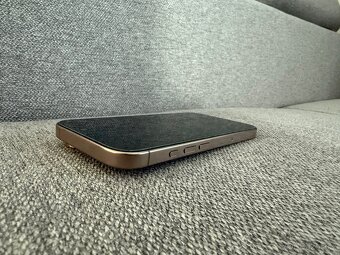 iPhone 16 Pro 128 GB | 100% baterie | koupený v dubnu 2025 - 7