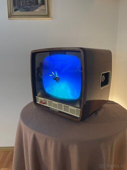 Tesla Ametyst Multimediálne centrum v retro štýle - 7