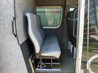 Volkswagen Crafter 2.0 TDi, 6 míst - 7