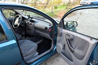 Opel Corsa C 1.0i 12V 2001 43 kW benzín - 7