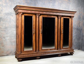 UNIKÁTNÍ STAROŽITNÁ SKŘÍŇ v Empírovém Stylu 1950 - 7