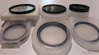 Zrcadlovka Nikon D7200 a hromada příslušenství - 7