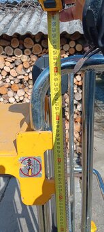 Zdvihaci plosina, stůl - 7