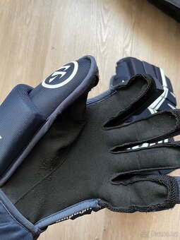 Hokejové Rukavice Bauer a Warrior - 7