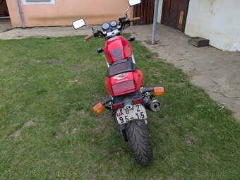 Honda NTV 650 Hawk GT - 7