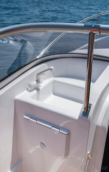 LOD KAJUTOVA BARRACUDA 585 - 7