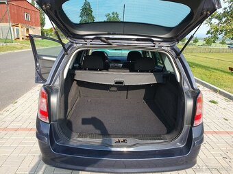 Opel Astra kombi 1.6i benzín - 7