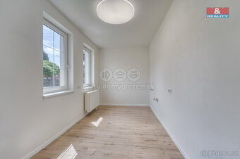 Prodej rodinného domu, 340 m², Popovičky, ul. Na Skalce - 7