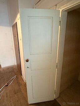 dveře dřevěné 5 ks - 7
