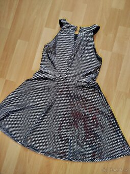 Sváteční šaty Lindex,vel.134,svetr H&M, vel.122/128 - 7