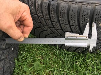Kola 5x100 R16 ET42 - 205/55 - 7