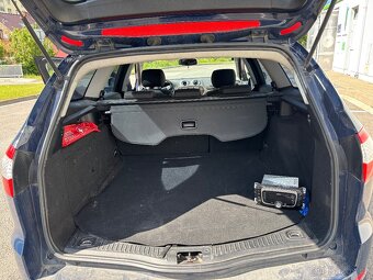 Ford Mondeo combi 2.0 TDI GHIA - 7