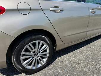 CITROEN C4 1,6HDI 68kW EXKLUZIV VÝBAVA - 7