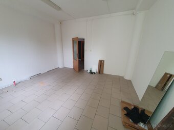 Pronájem místnosti v kadeřnickém salonu - 7