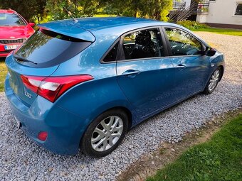 Hyundai i30 1.4i, 73 kW, benzín, r.v. 2013 - 7