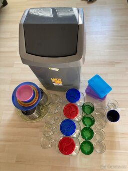 Kuchyňské nádobí a koš - 7