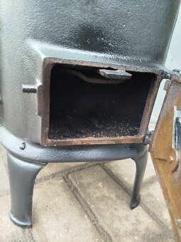 litinová kamna SVOAS - PRAGA V3S - 7