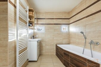 Prodej rodinného domu 221m² - Vyškov - Nouzka - 7