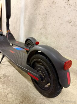 Ninebot KickScooter E25E + externí baterie - 7