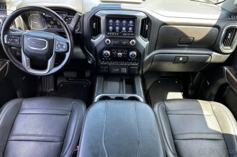 2023 GMC Sierra 3500HD Denali Crew Cab 4WD 6.6 - 7