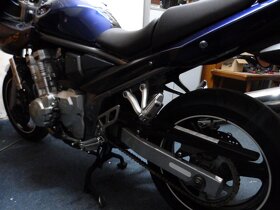 Suzuki GSF 650 - 7