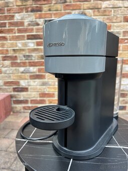 Kávovar nespresso Vertuo Next - 7
