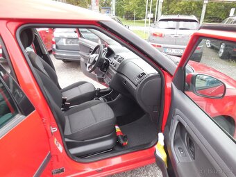 Prodám Škoda Roomster 1.2,TSi,63kw,1.maj - 7