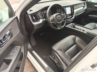 Volvo XC60 B4 AWD 2.0 145KW Momentum Virtu - záruka Autodraf - 7