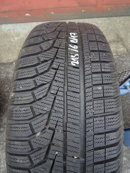 Zimní pneu Hankook a Vredesetein, 215/60/17, 4 ks, 8 mm - 7