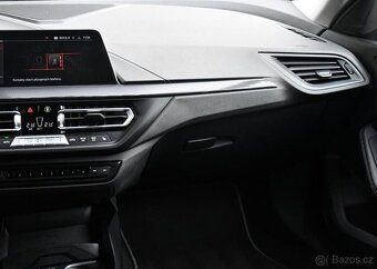 BMW Řada 2 218d NAVI CARPLAY 1M ČR - 7