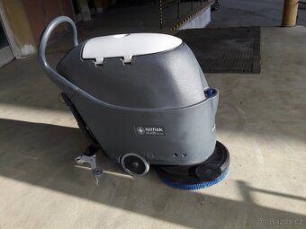 Podlahový mycí stroj Nilfisk SC 430 53 B - 53 Mth - 7