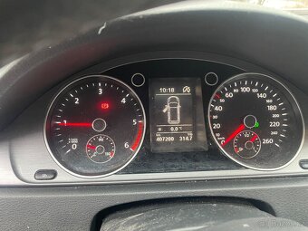 Prodám nebo výměna Passat b7 2.0 tdi 103 kw - 7
