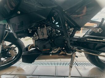 Prodám KTM Duke 690, 48 kw. - 7