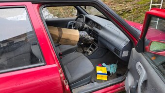 Prodám Škoda Felicie na díly - 7