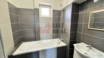 Pronájem bytu 3+kk - Staré Město - 7