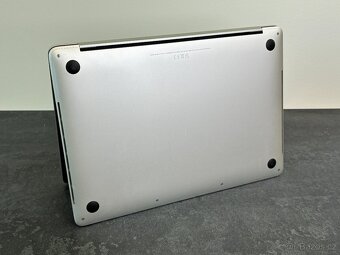 MacBook Pro 13'' 2018 / i5 / 16GB / 256GB SSD - DPH - 7