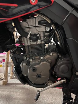UM DSR 125 Supermoto 2020 - 7