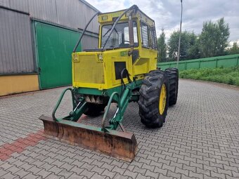 LKT 82 Skider. - 7