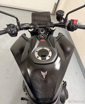 Yamaha MT09 - 7